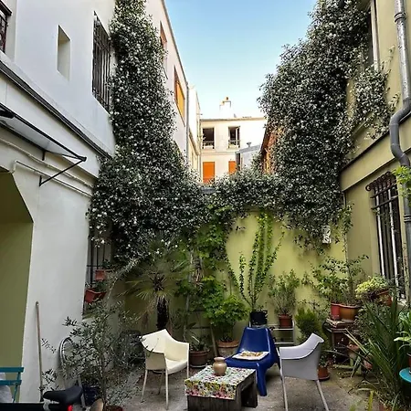 10e Sainte Marthe Canal Saint Martin 23m2 * Paris