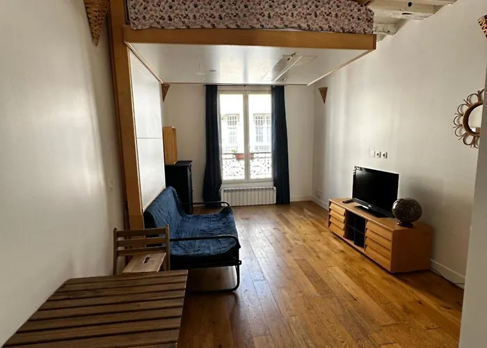 10e Sainte Marthe Canal Saint Martin 23m2 パリ