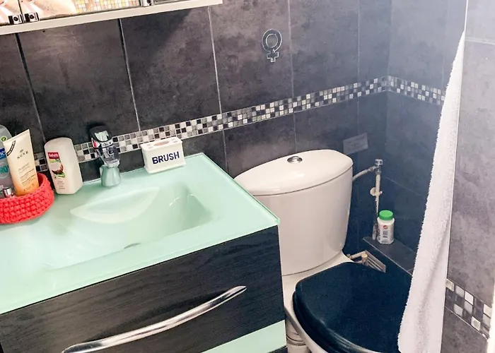 10e Sainte Marthe Canal Saint Martin 23m2 * パリ